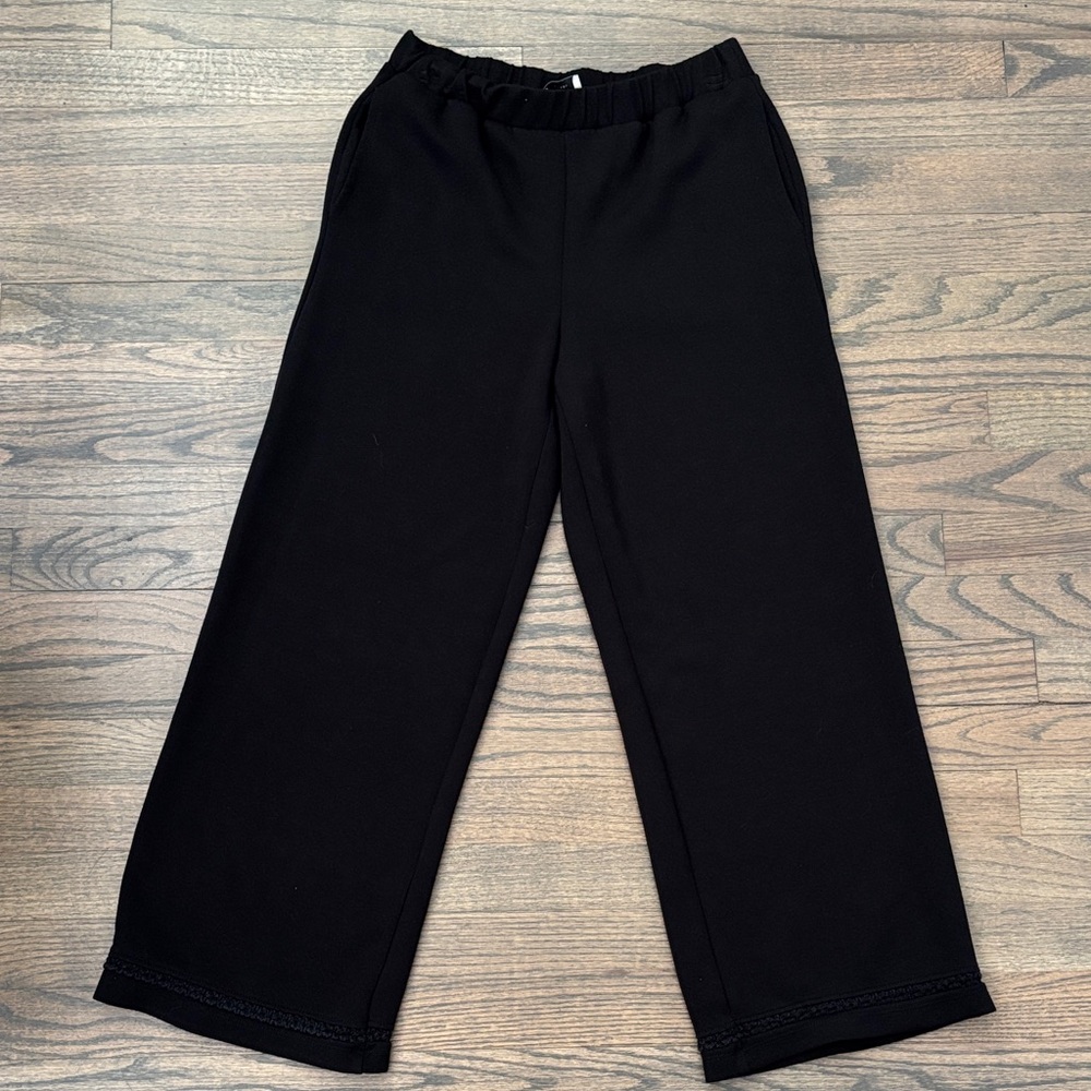 Elie Tahari Black Wide-Leg Pull-On Trousers